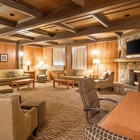Quality Inn & Suites Virginia Экстерьер фото