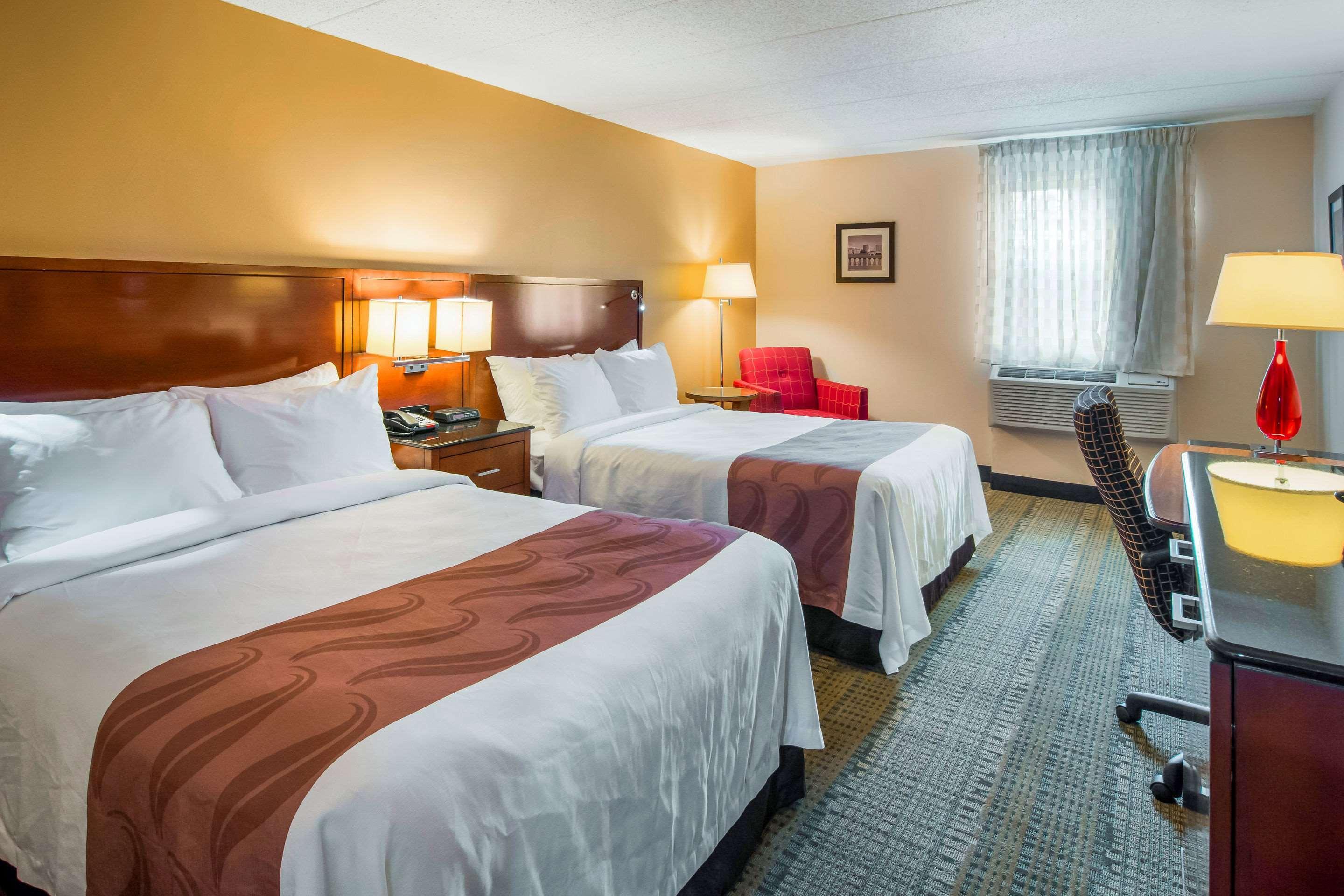 Quality Inn & Suites Virginia Экстерьер фото