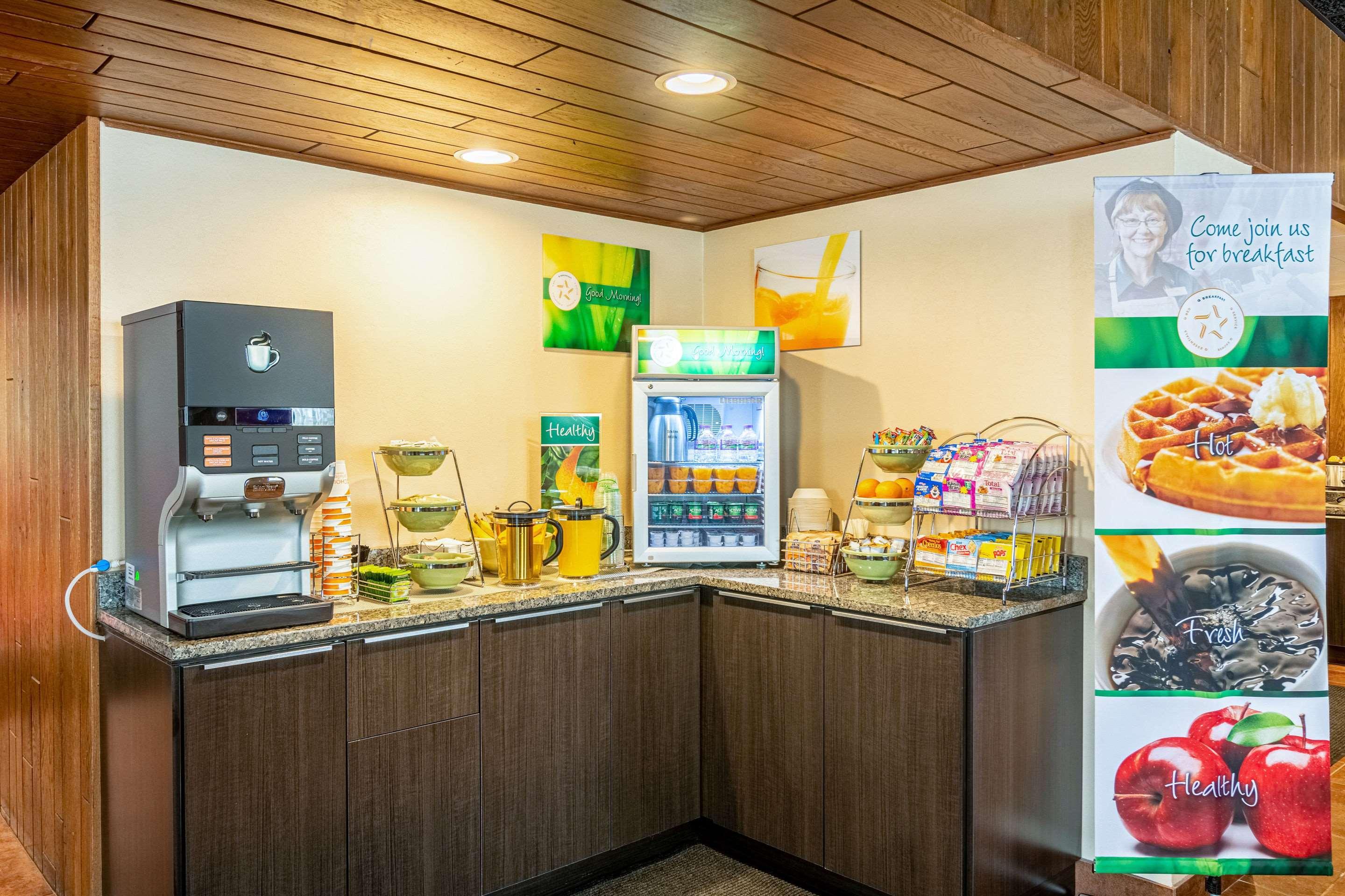 Quality Inn & Suites Virginia Экстерьер фото