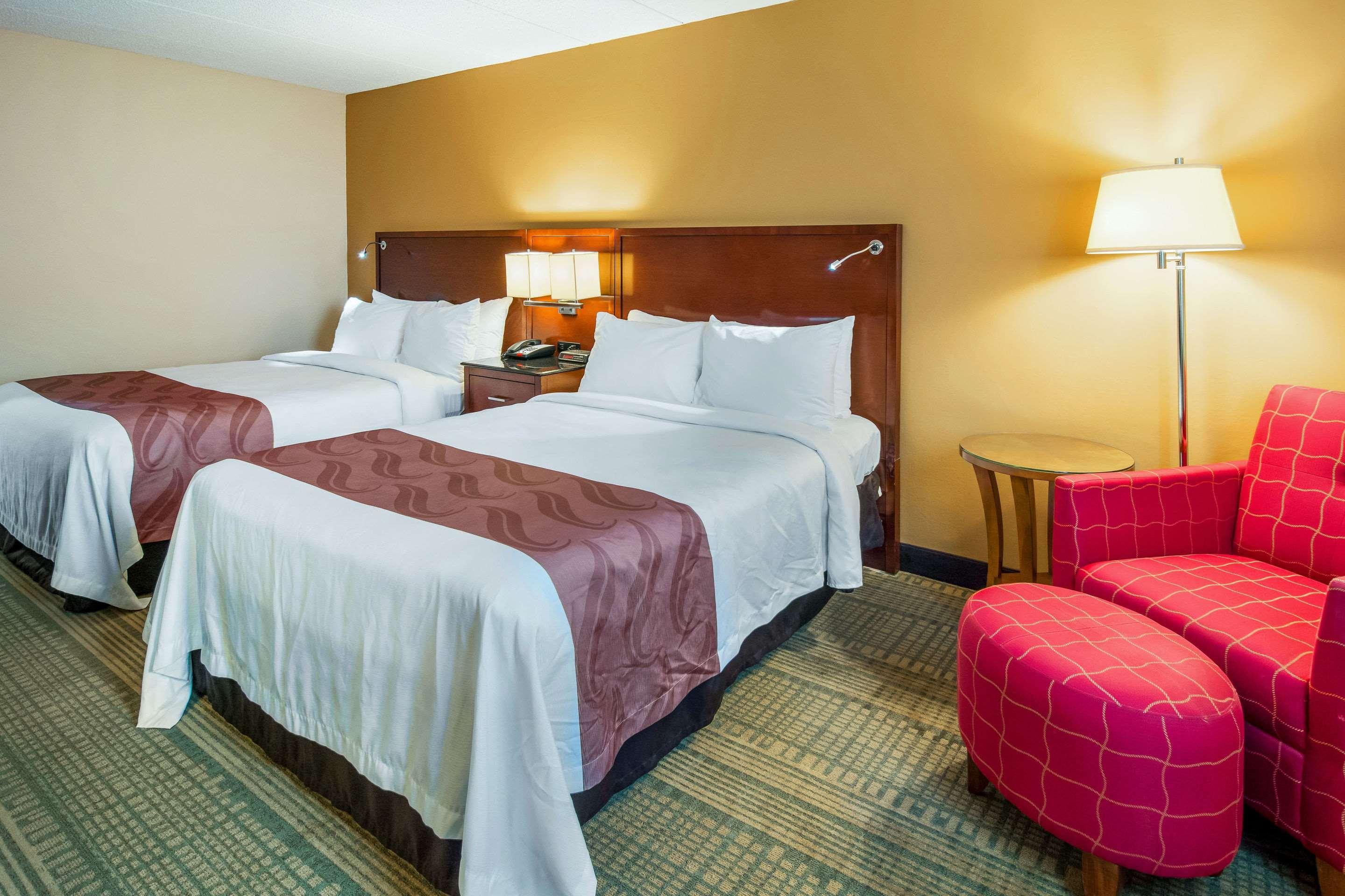Quality Inn & Suites Virginia Экстерьер фото