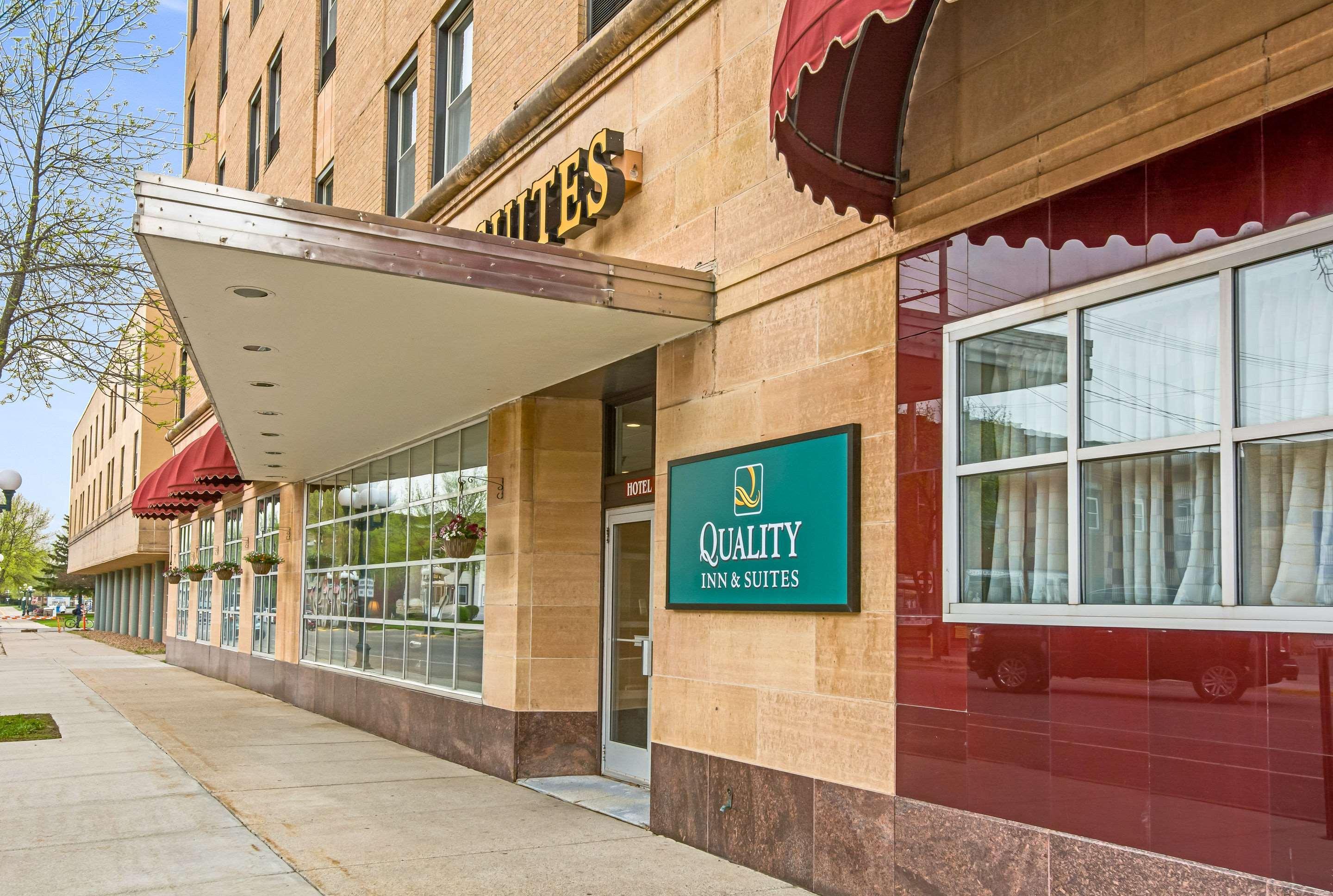 Quality Inn & Suites Virginia Экстерьер фото