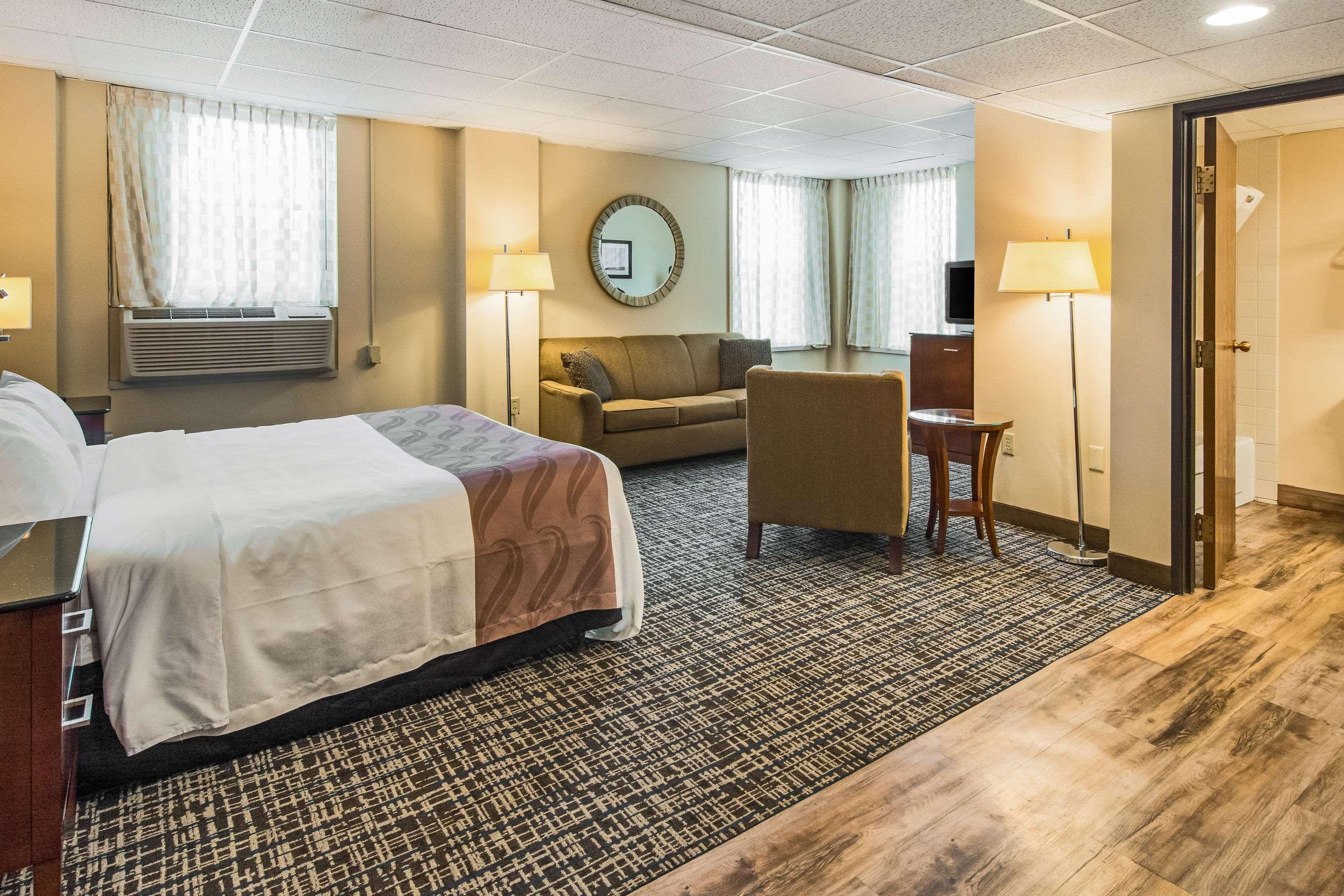 Quality Inn & Suites Virginia Экстерьер фото