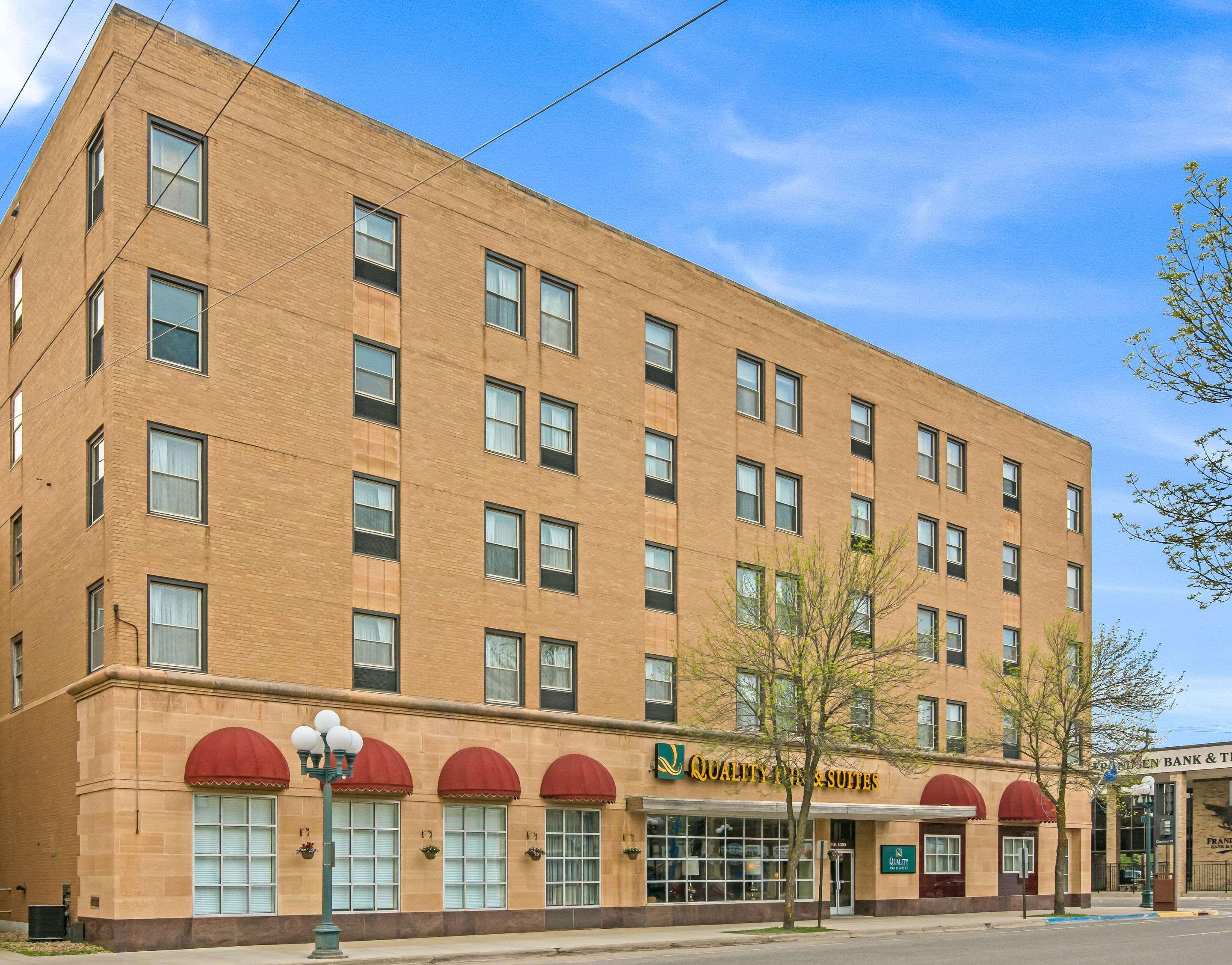 Quality Inn & Suites Virginia Экстерьер фото